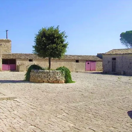 Vila Gorgodaino